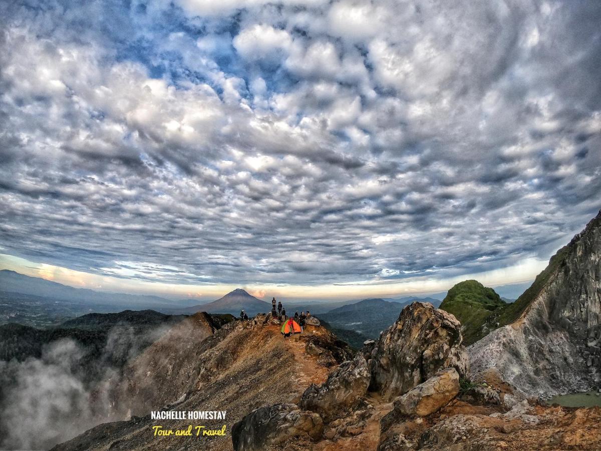 Nachelle Homestay Berastagi Luaran gambar