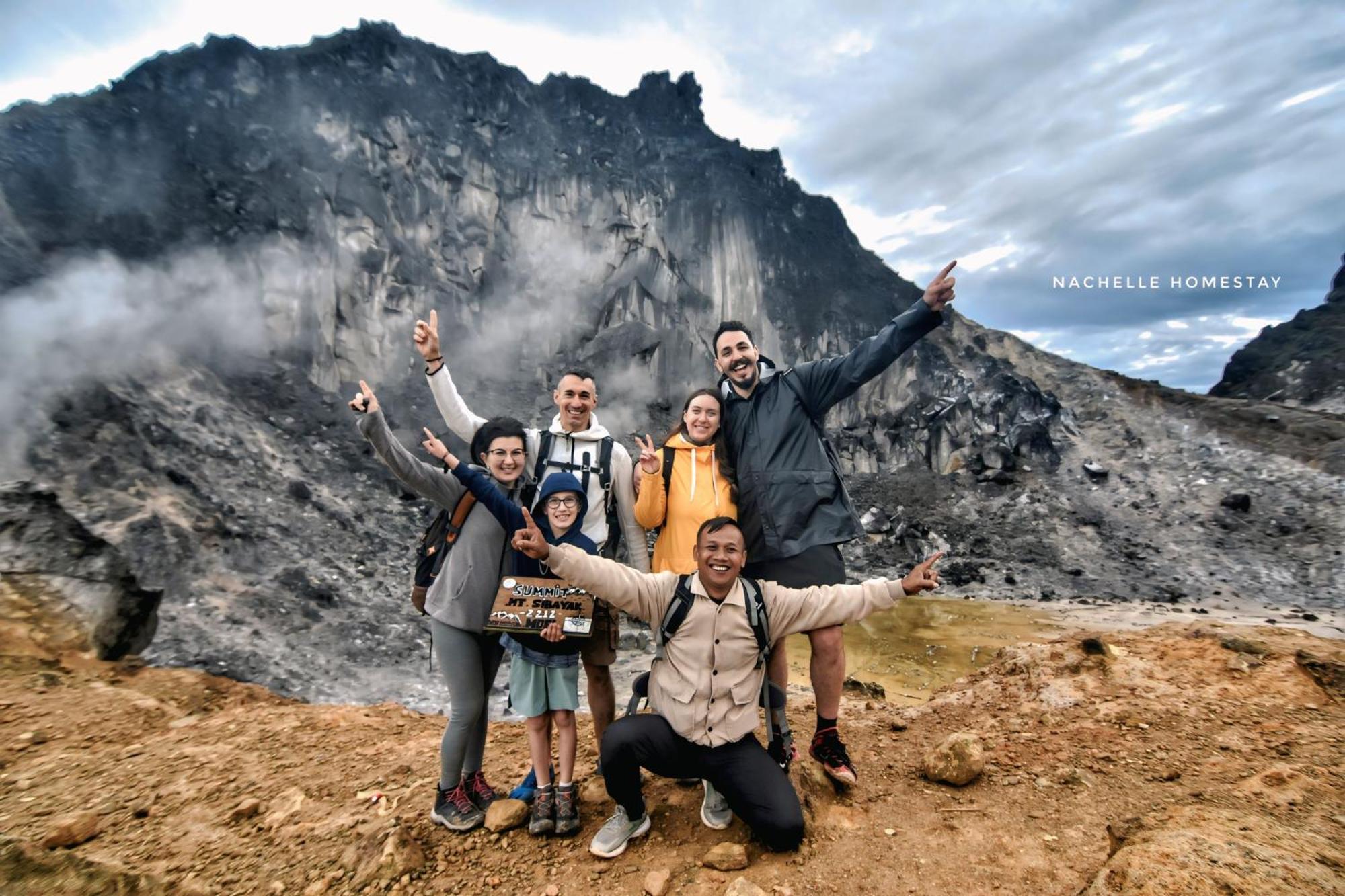 Nachelle Homestay Berastagi Luaran gambar