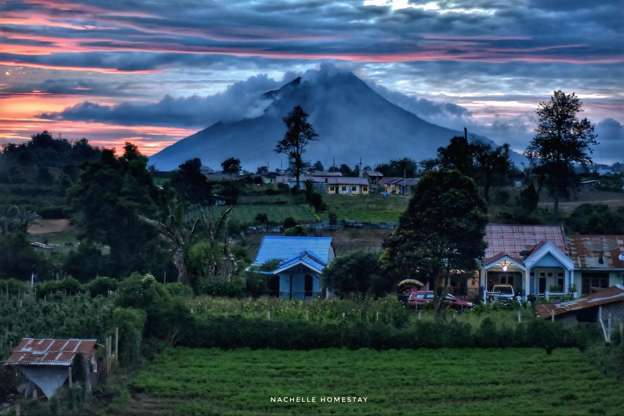 Nachelle Homestay Berastagi Luaran gambar